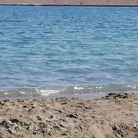 Appartement Kalamata Beach Apartment *