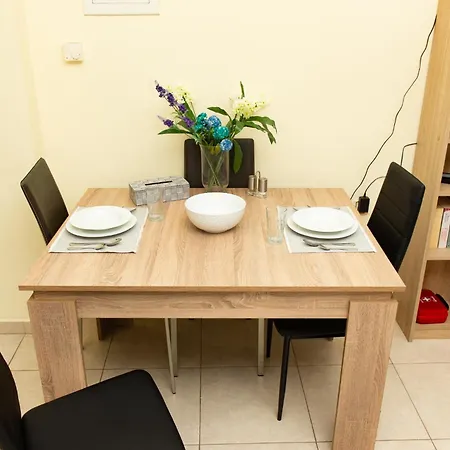 Kalamata Beach Apartment Апартаменты