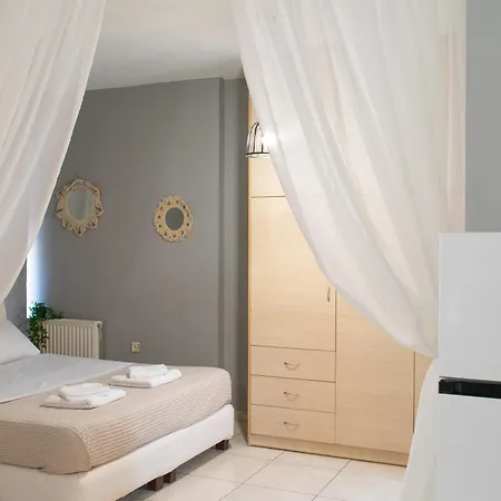 Апартаменты Kalamata Beach Apartment