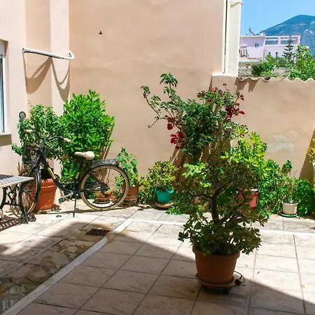 Kalamata Beach Apartment Appartement *