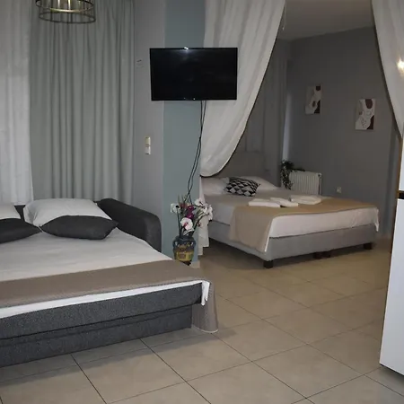 Kalamata Beach Apartment Каламата