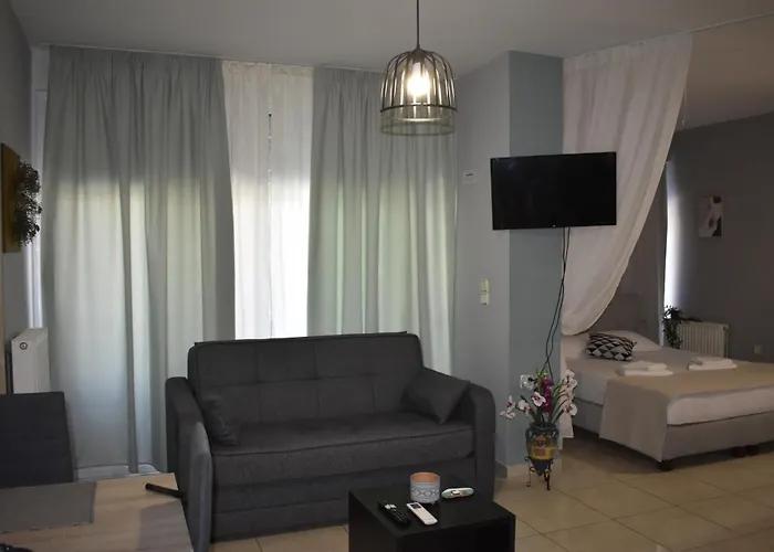 Апартаменты Kalamata Beach Apartment *